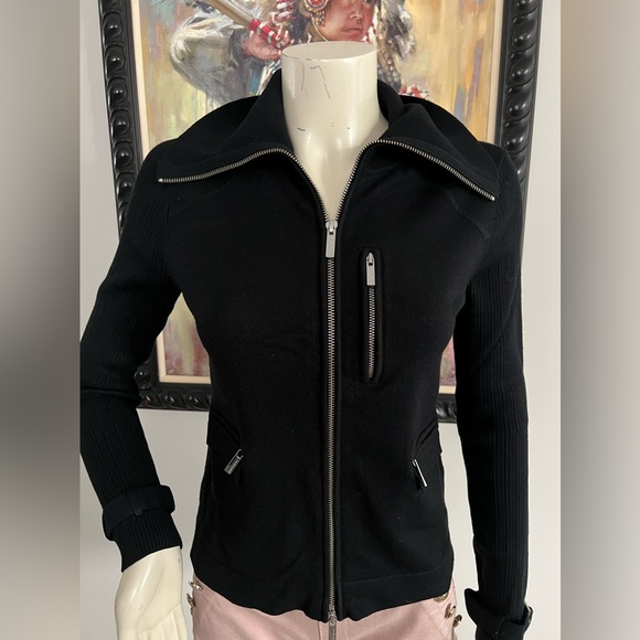 Karen Millen High Stand-Up Collar Cardigan – Stylish & Sophisticated - Picture 8 of 10